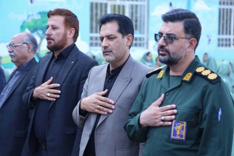 همزمان با سراسر کشور زنگ عاطفه ها در مدارس استان کرمان نواخته شد 1403/07/11