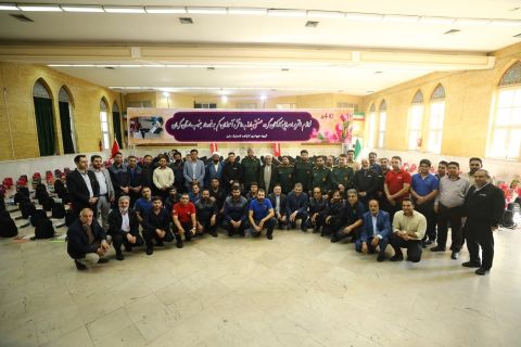 برگزاری رزمایش توزیع  800 بسته لوازم التحریر بین دانش آموزان مددجوی کرمانی 1403/08/23