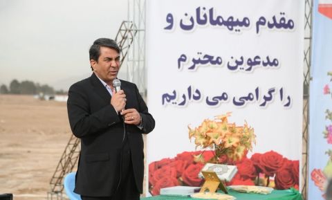 کلنگ زنی 456 واحد  مسکن مددجویان در کرمان 1403/12/02