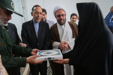 ۳۳۵۵ واحد مسکونی تحویل مددجویان کمیته امداد استان کرمان شد