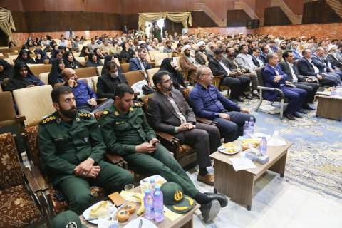 برگزاری همایش تجلیل از خیریه‌ها و تشکل‌های مردمی استان کرمان 1403/02/19